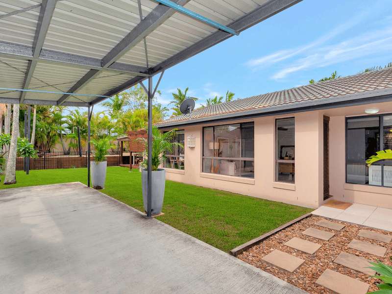 20 Bushtree Court, Burleigh Waters, QLD 4220