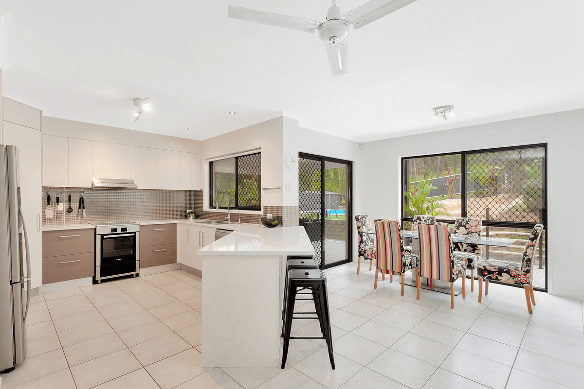 4 Riverlilly Street, Reedy Creek, QLD 4227