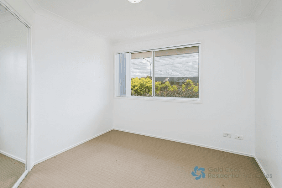 33/9-15 Harrier Drive, BURLEIGH WATERS, QLD 4220