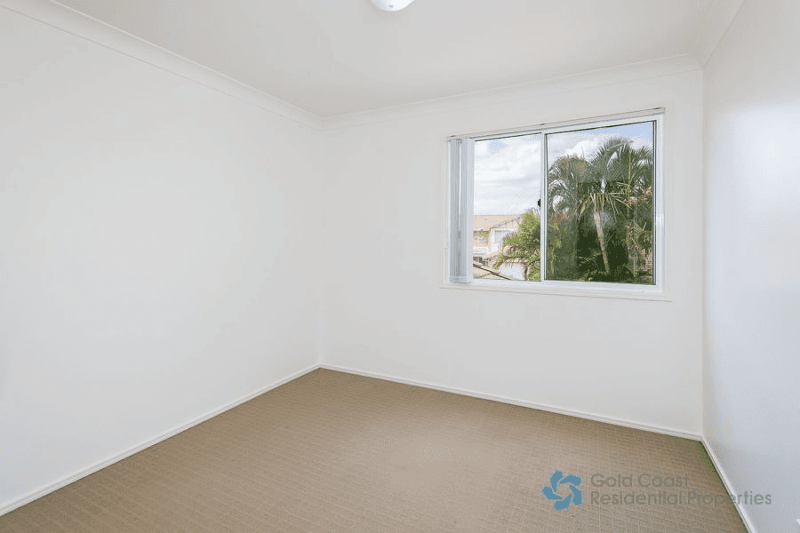 33/9-15 Harrier Drive, BURLEIGH WATERS, QLD 4220