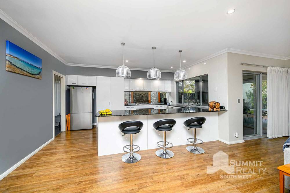 5 Cygnet Court, Millbridge, WA 6232
