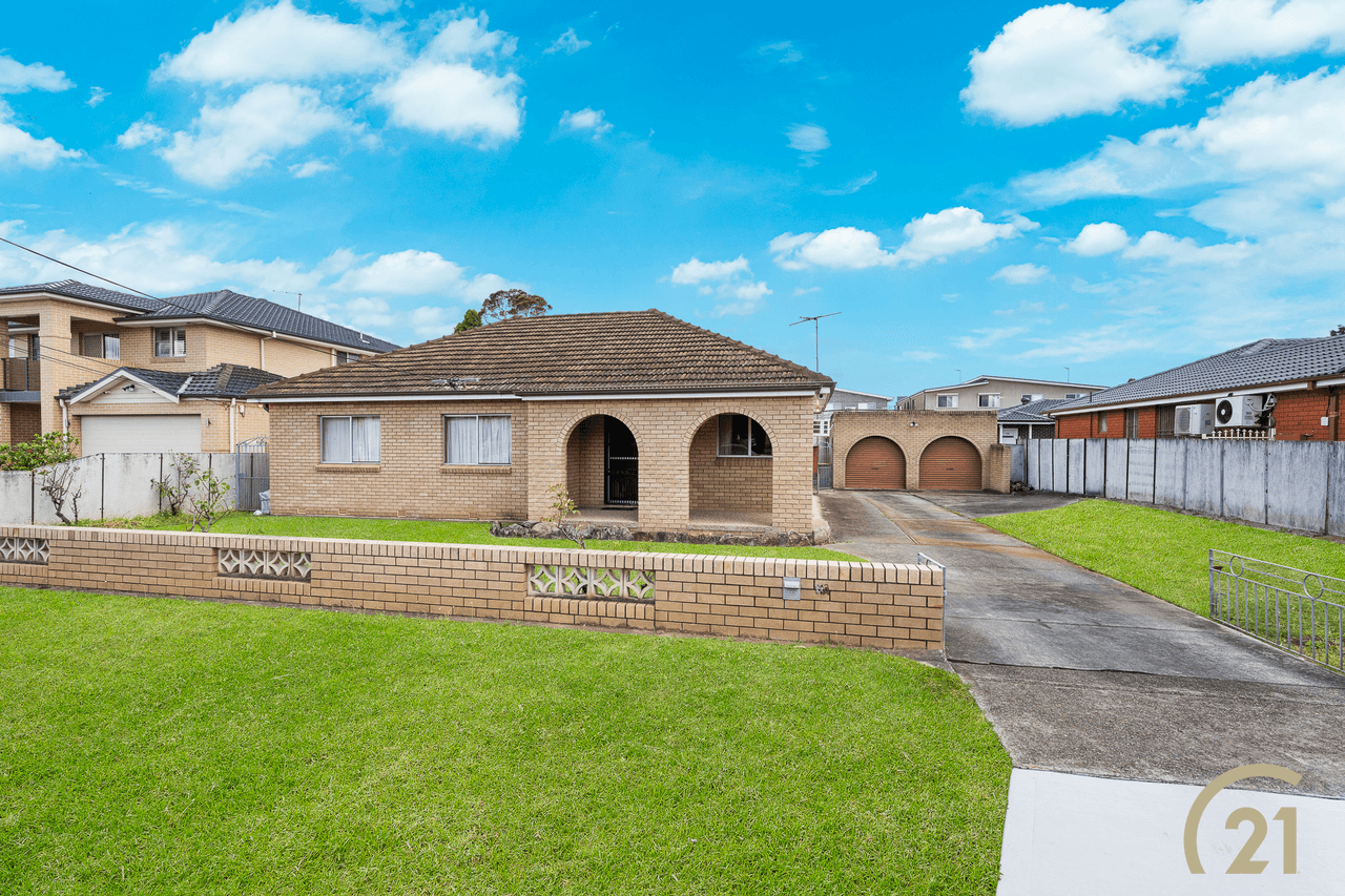 11a The Grove, Fairfield, NSW 2165