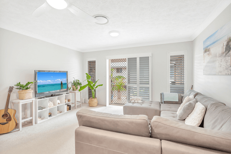 27/7 First Avenue, Burleigh Heads, QLD 4220