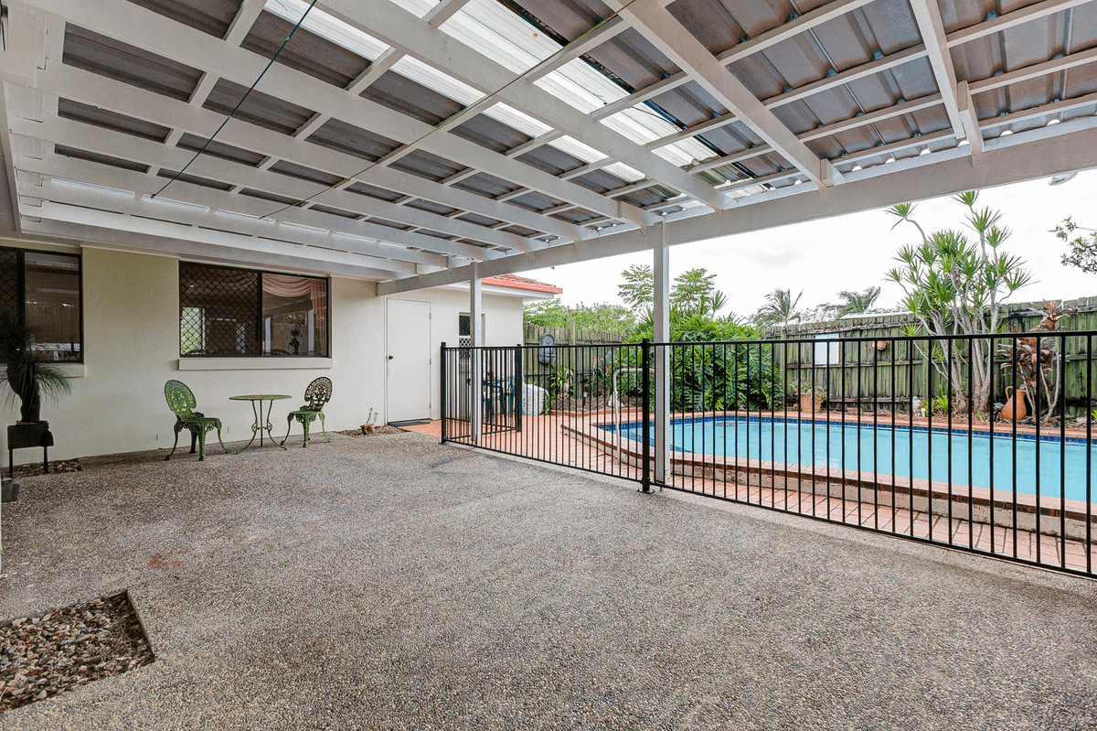 16 Dunsby Drive, Carrara, QLD 4211