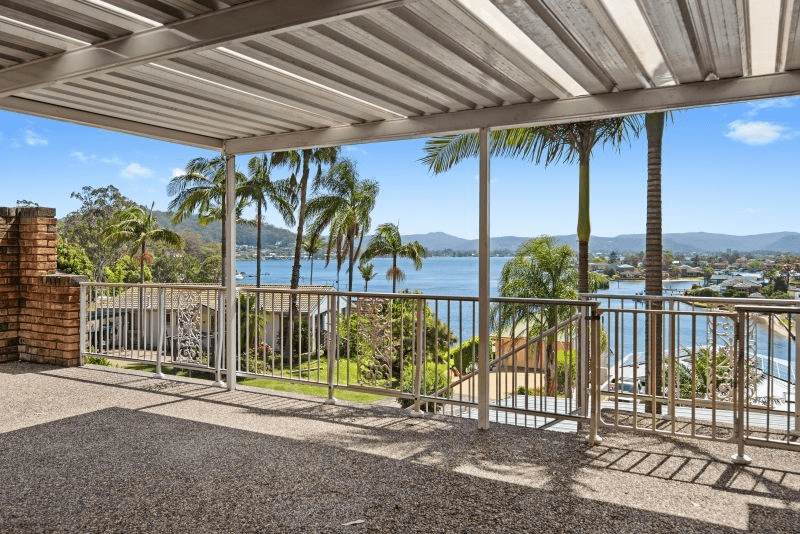 2 Daley Avenue, Daleys Point, NSW 2257