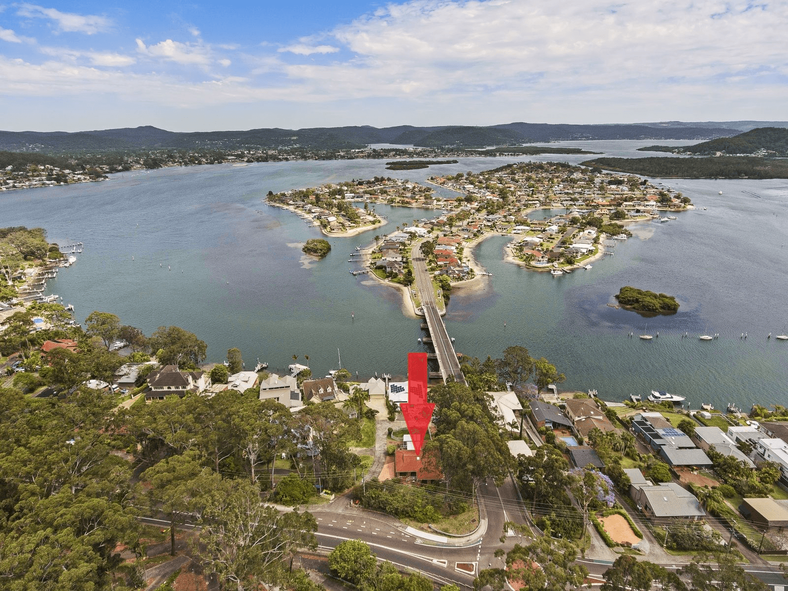 2 Daley Avenue, Daleys Point, NSW 2257