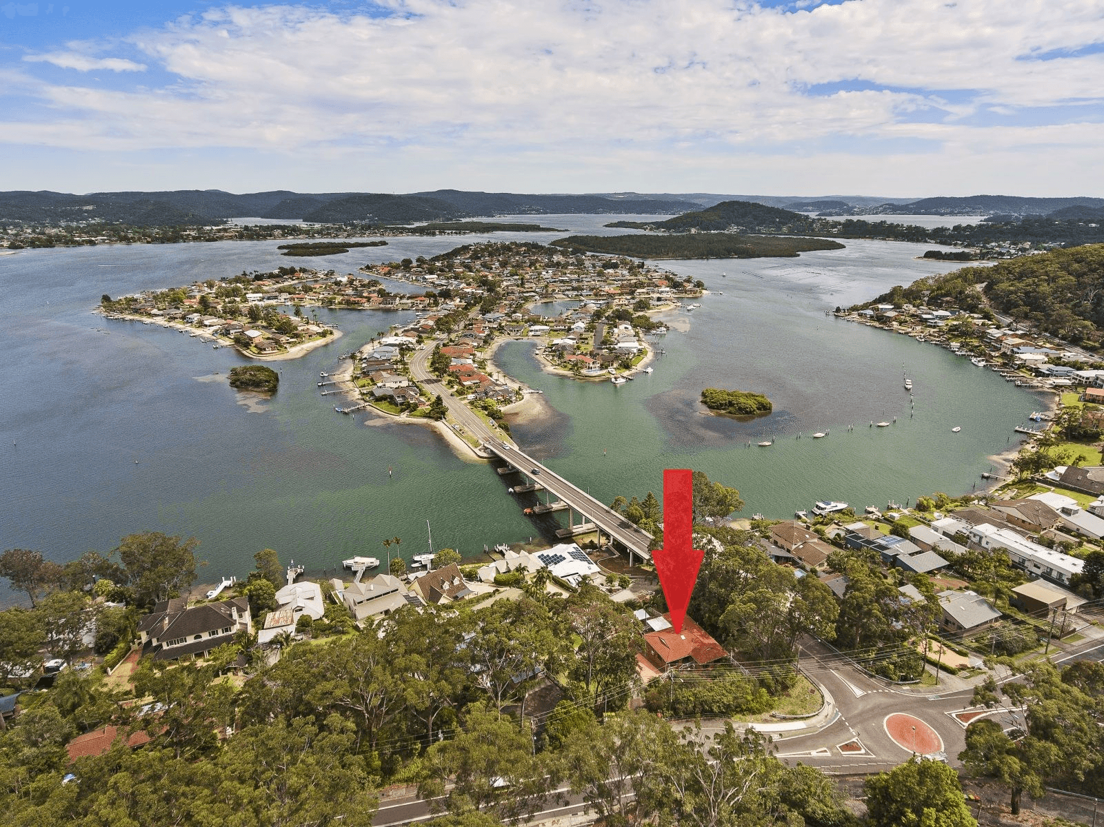 2 Daley Avenue, Daleys Point, NSW 2257