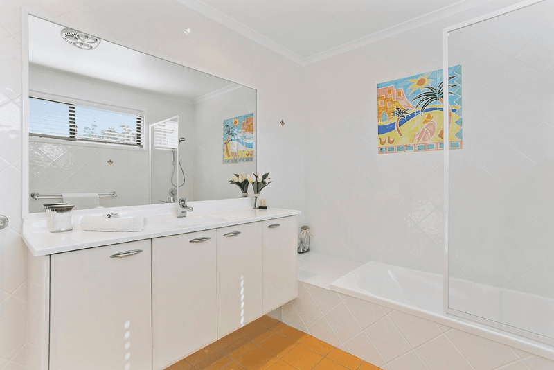 18 Dolphin Cove Drive, Tura Beach, NSW 2548