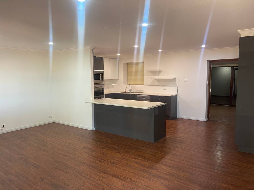 4 Lockyer Crescent, DAMPIER, WA 6713