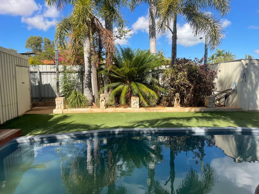 4 Lockyer Crescent, DAMPIER, WA 6713