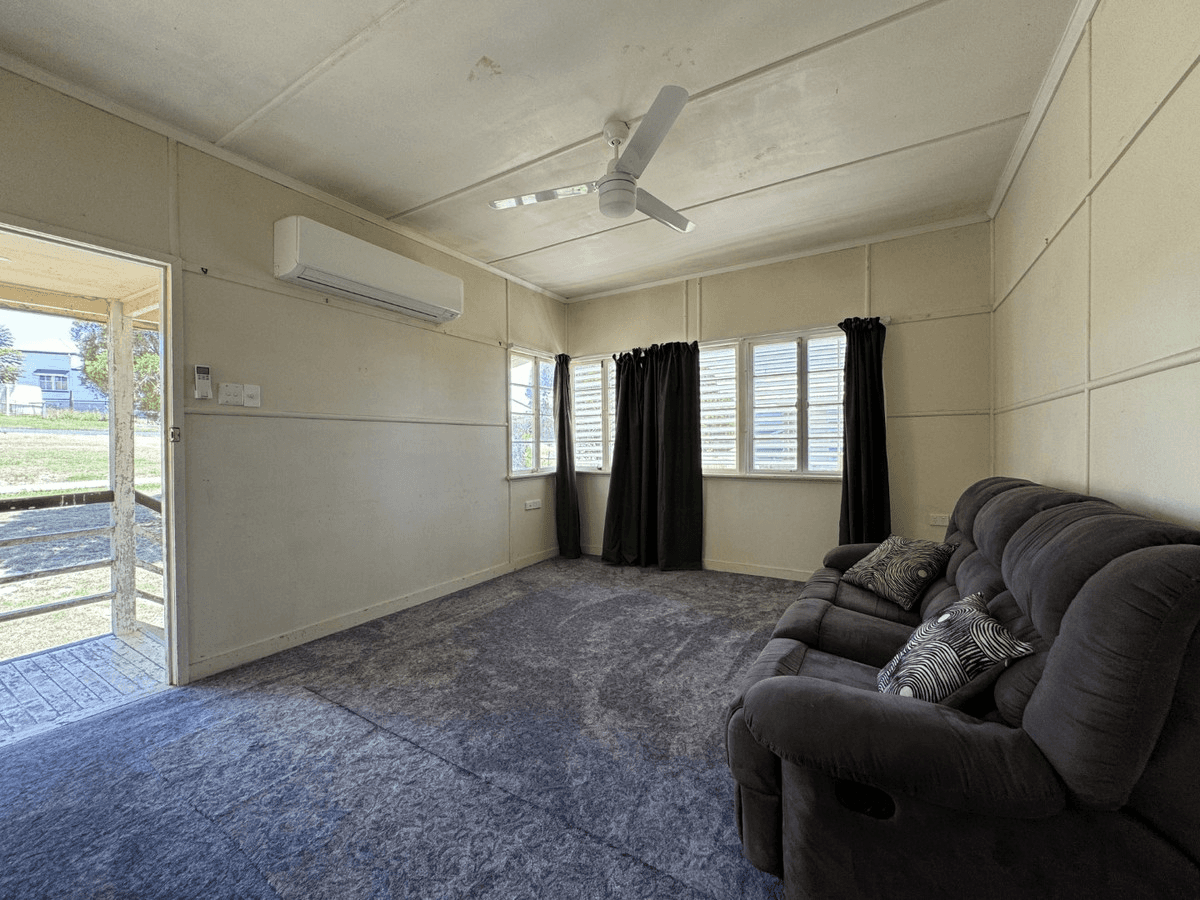 30 Dalton Street, MONTO, QLD 4630