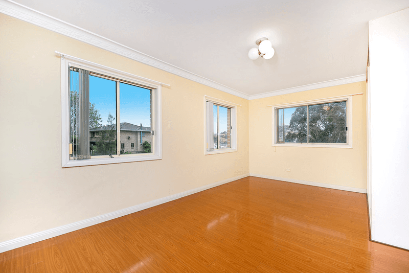 2/2 Macquarie Road, EARLWOOD, NSW 2206