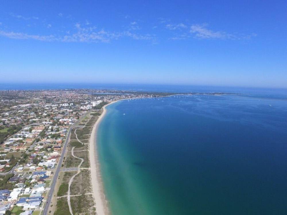 115 ROCKINGHAM BEACH ROAD, ROCKINGHAM, WA 6168