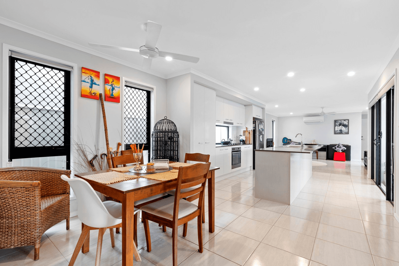 46 Macintyre Crescent, PELICAN WATERS, QLD 4551