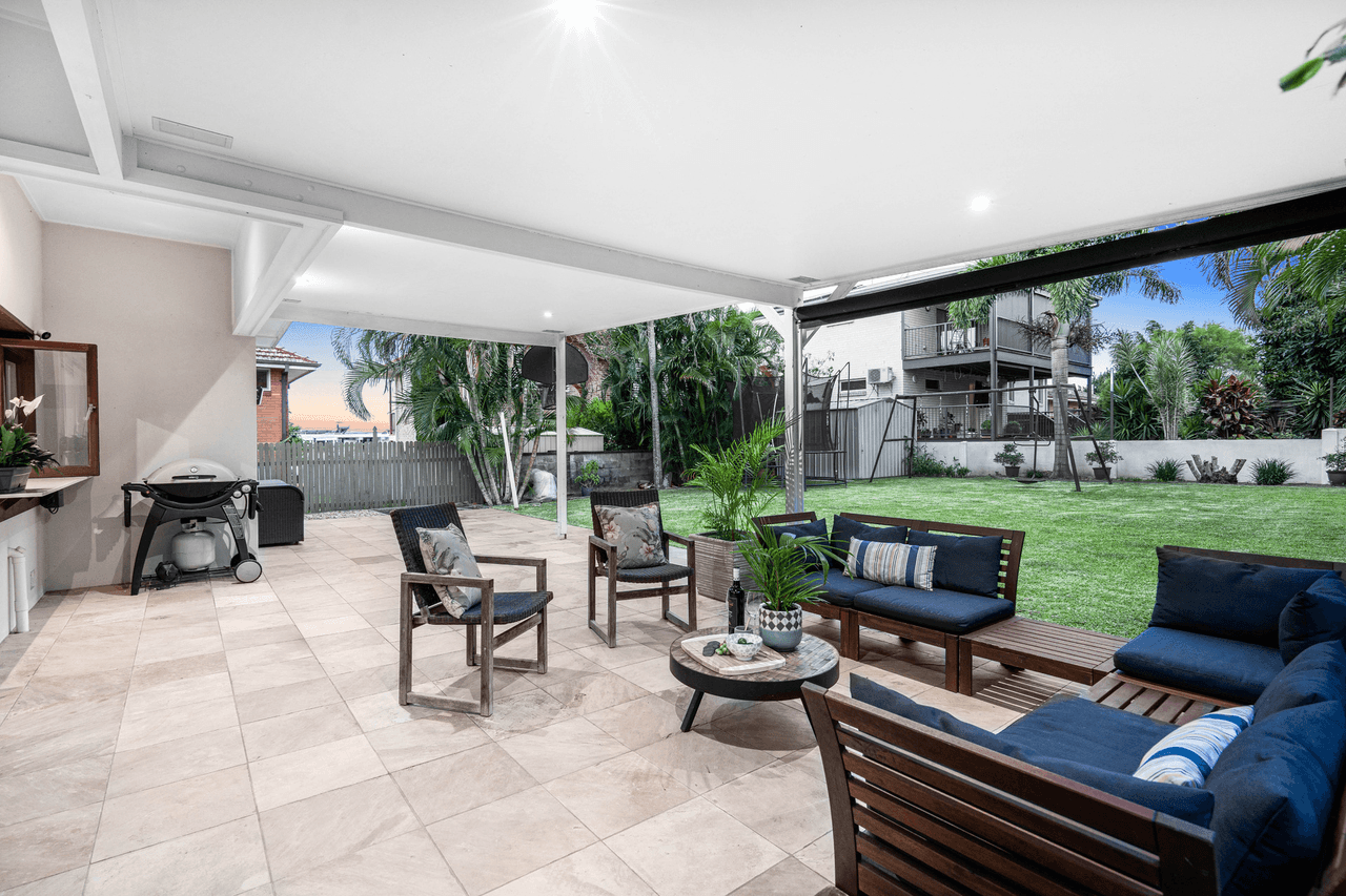 25 Wolsey Parade, Wynnum, QLD 4178