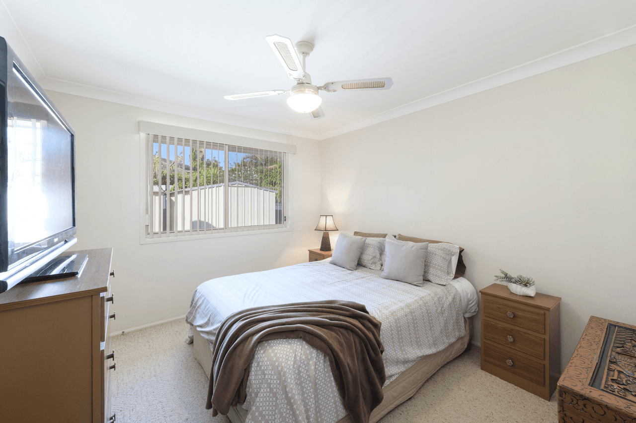 17 Basswood Crescent, FLETCHER, NSW 2287