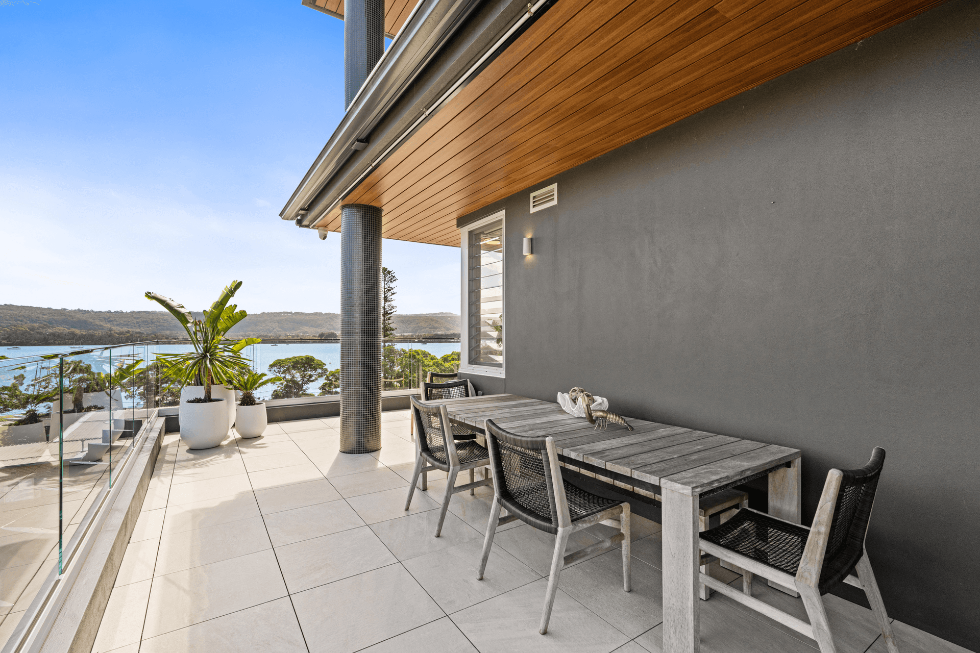 401/7 Lynn Avenue, Point Frederick, NSW 2250