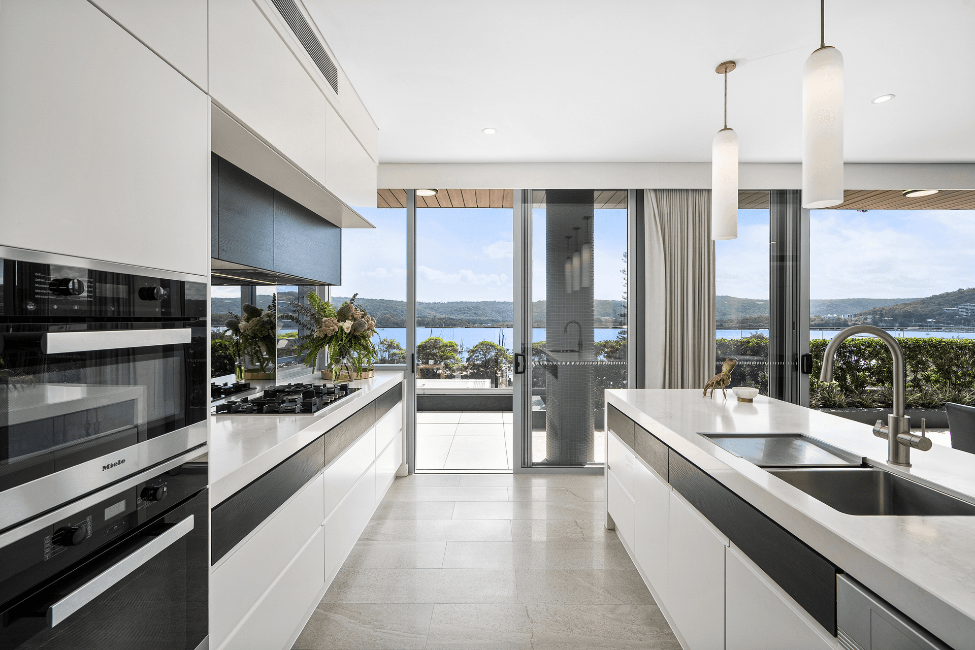 401/7 Lynn Avenue, Point Frederick, NSW 2250