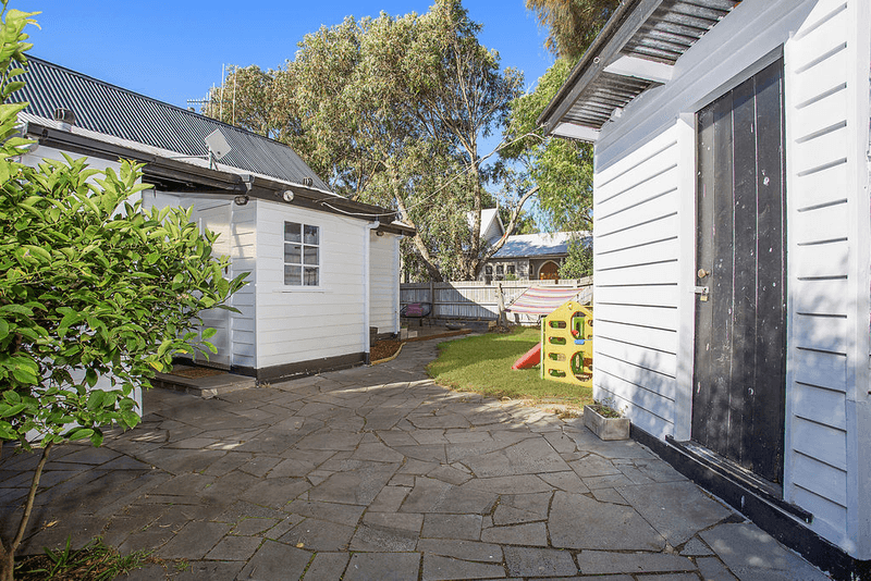 134 Princes Highway, PORT FAIRY, VIC 3284