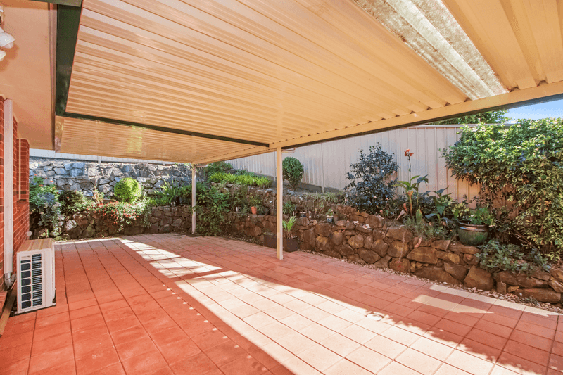 27 Nicole Close, Watanobbi, NSW 2259