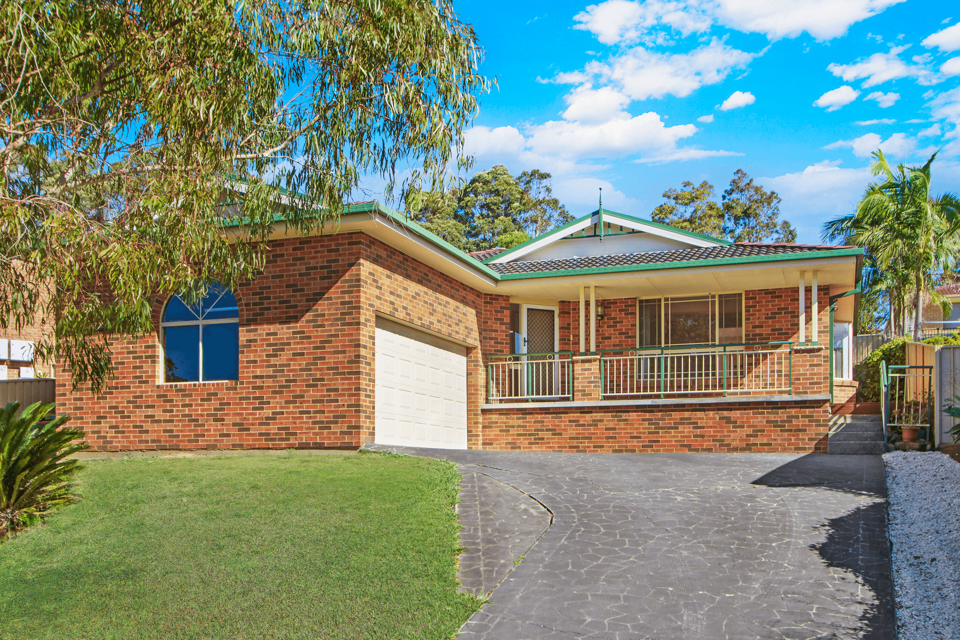 27 Nicole Close, Watanobbi, NSW 2259