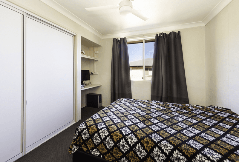 5/9 Uniplaza Ct, Kearneys Spring, QLD 4350