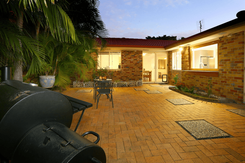 1 Jane Lane, Oxenford, QLD 4210