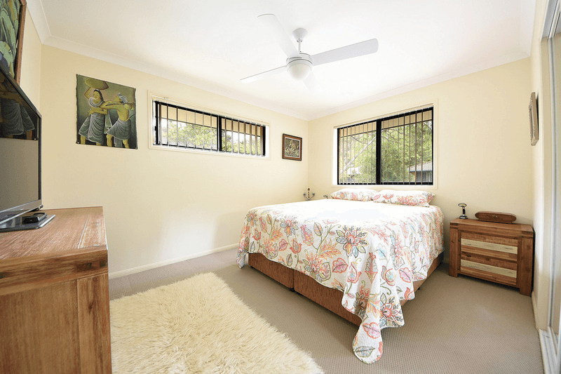 1/4 Burleigh Glen Court, Burleigh Heads, QLD 4220