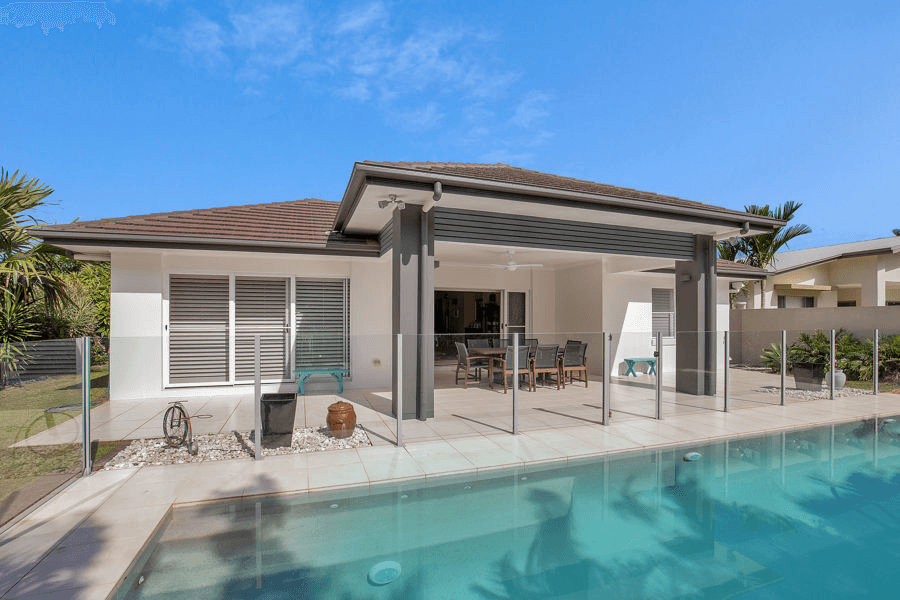 14 Marina Parade, JACOBS WELL, QLD 4208