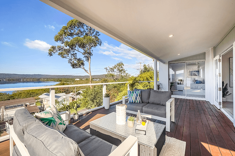 69 Broadwater Dr, Saratoga, NSW 2251