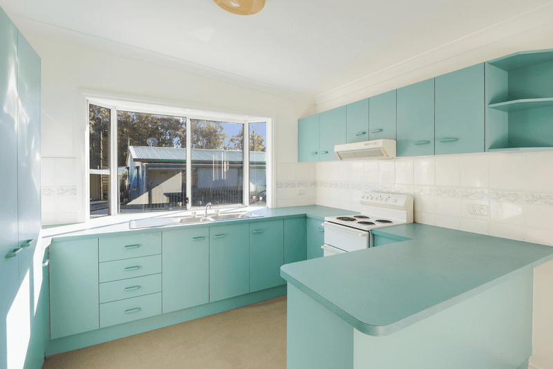 5 Seventh Avenue, Green Point, NSW 2251