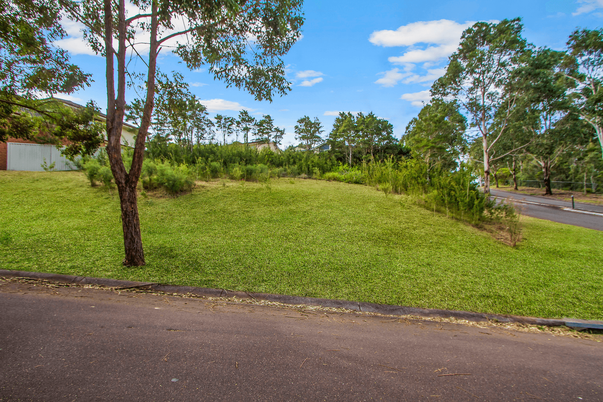 1 Weaver Crescent, Watanobbi, NSW 2259