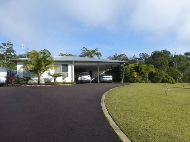 69 Sanderling Drive, BOONOOROO, QLD 4650