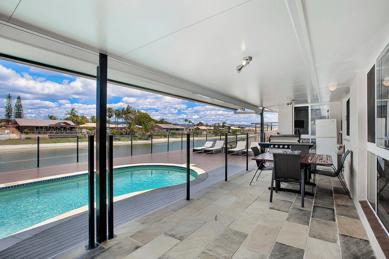 51 Pintail Crescent, BURLEIGH WATERS, QLD 4220