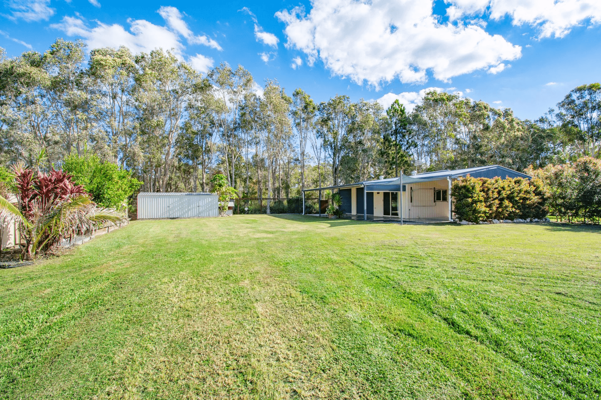 132 Investigator Ave, COOLOOLA COVE, QLD 4580