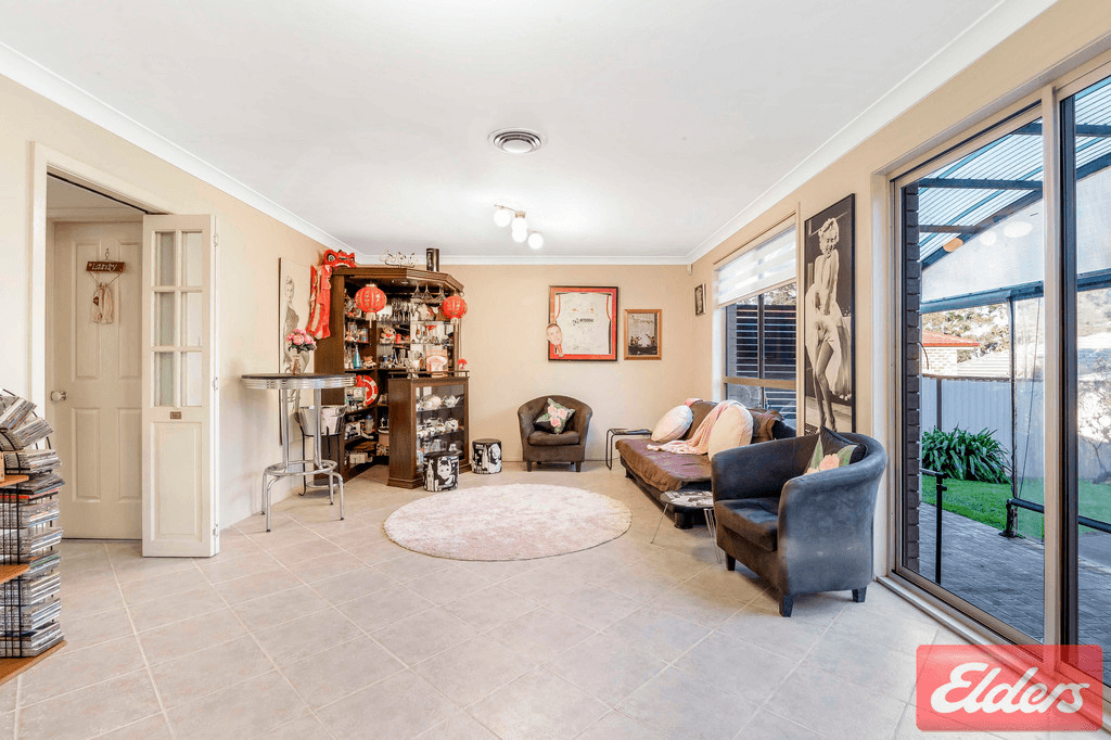 4 Hodges Street, KINGS LANGLEY, NSW 2147