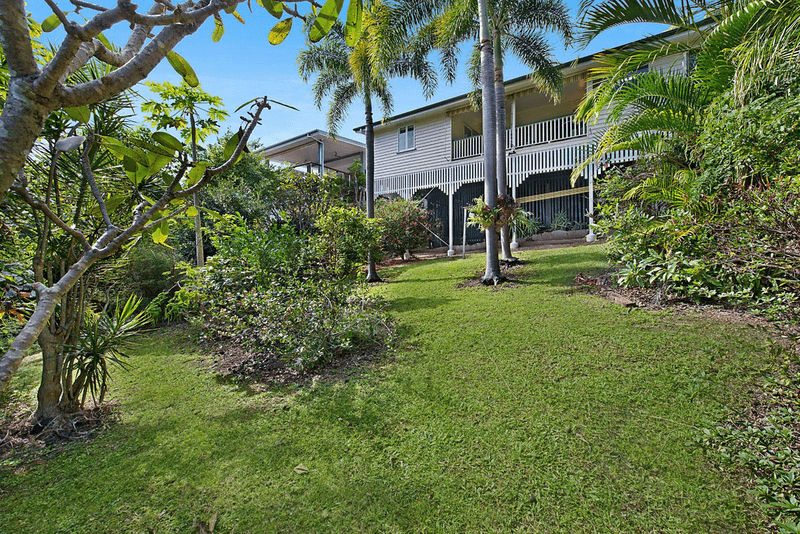 14 Mikado Street, Hamilton, QLD 4007