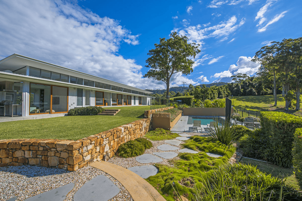 110 North Island Loop Road, UPPER ORARA, NSW 2450