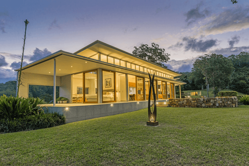 110 North Island Loop Road, UPPER ORARA, NSW 2450