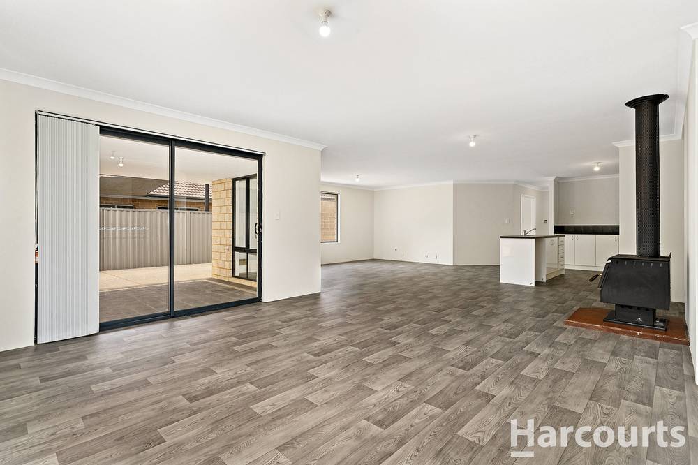 6 Chipper Way, SOUTH YUNDERUP, WA 6208