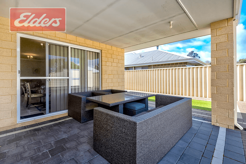 10 Reuben Way, MILLBRIDGE, WA 6232