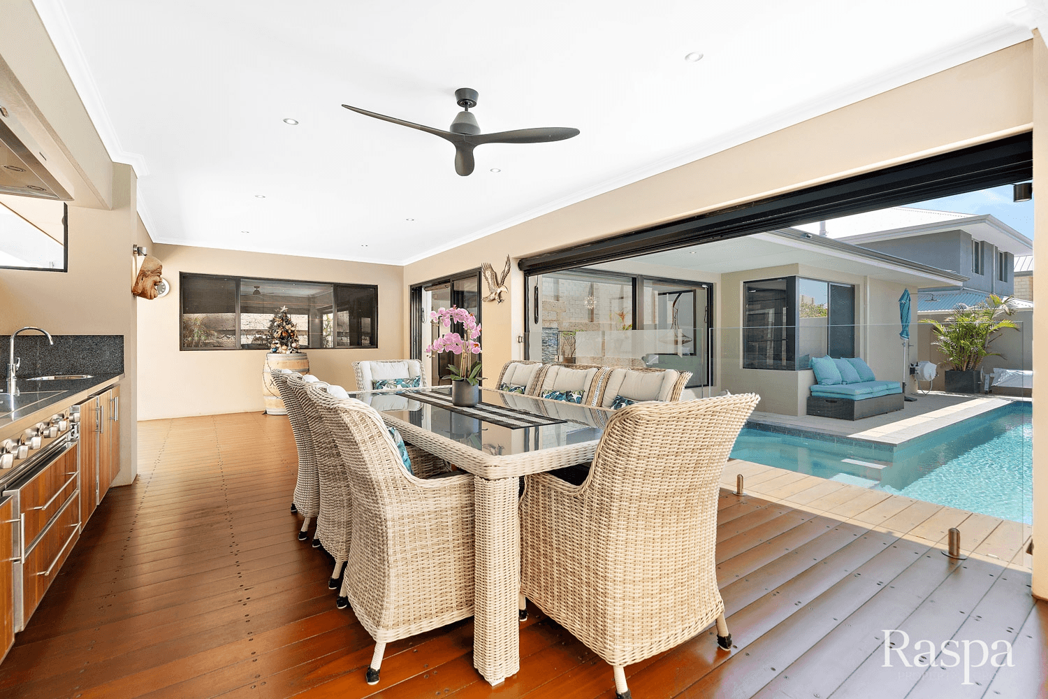 9 Newark Turn, North Coogee, WA 6163