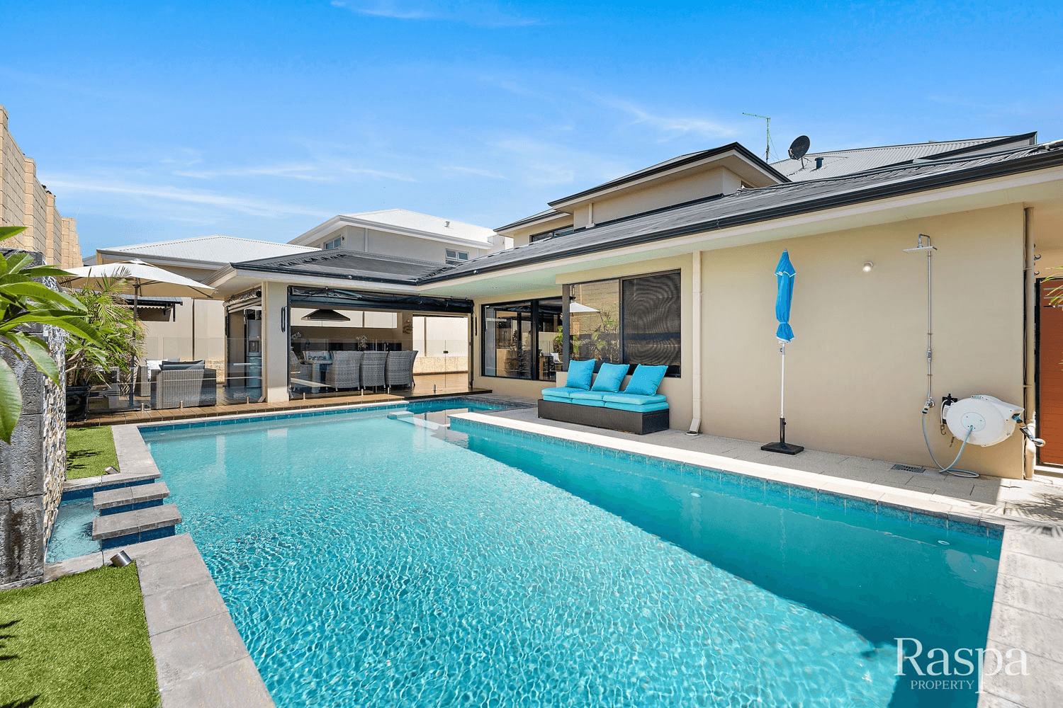 9 Newark Turn, North Coogee, WA 6163