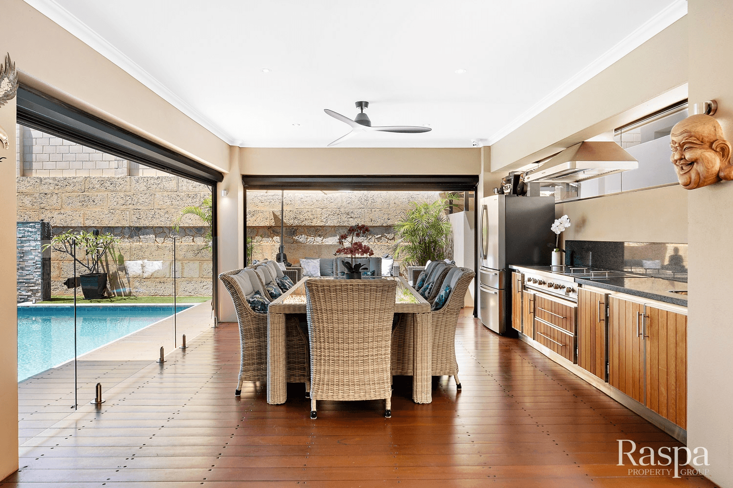 9 Newark Turn, North Coogee, WA 6163