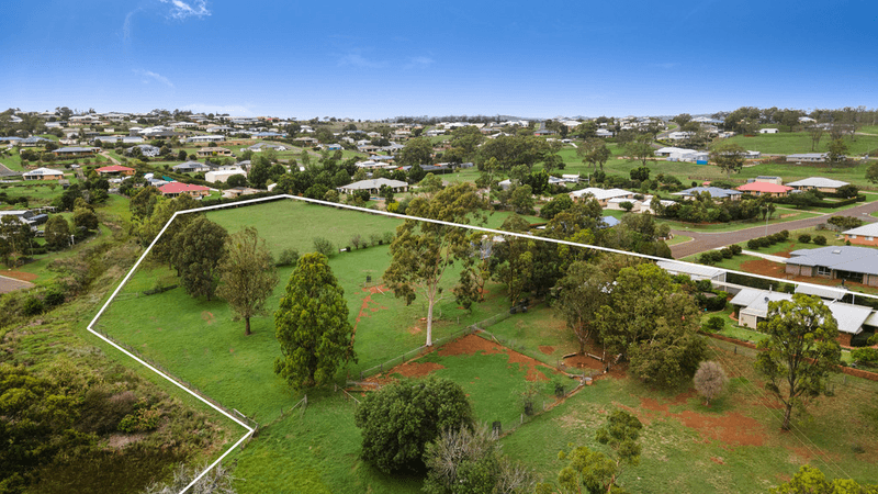 60 Steinberg Road, HIGHFIELDS, QLD 4352