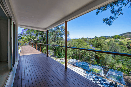 4 Earle Court, TALLAI, QLD 4213