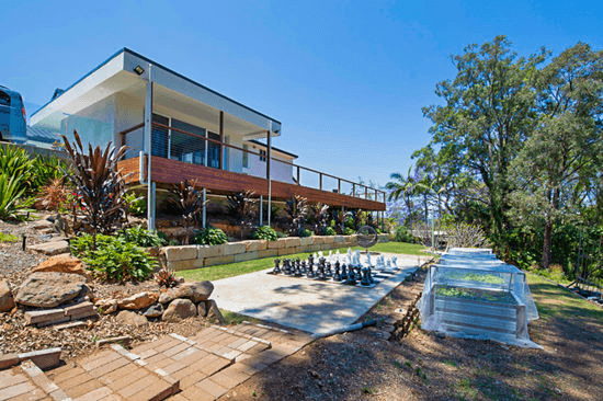 4 Earle Court, TALLAI, QLD 4213