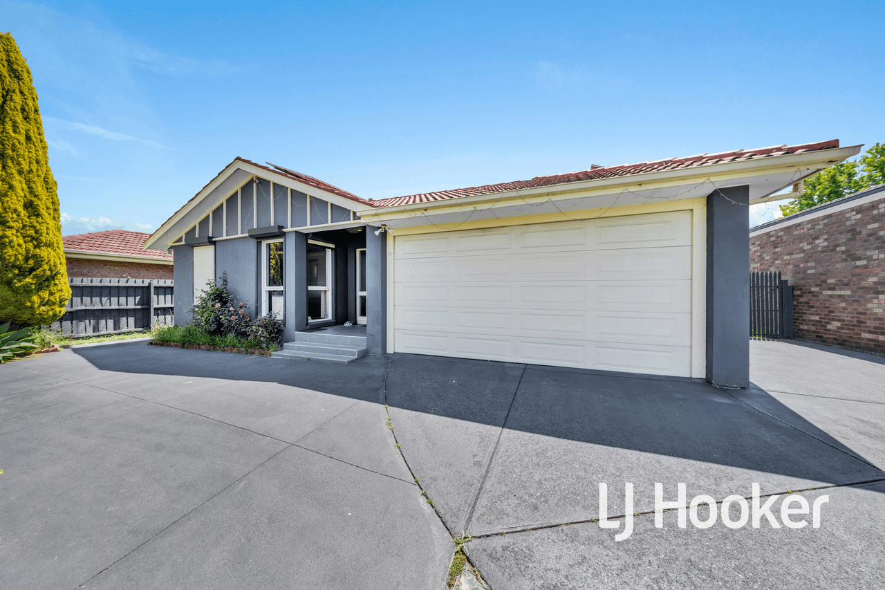 24 Justin Circuit, HAMPTON PARK, VIC 3976