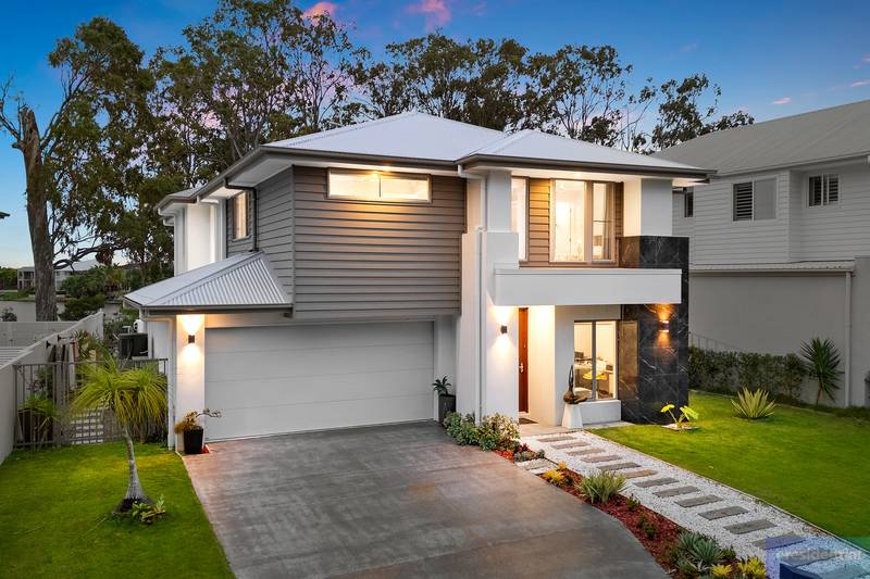 98 Lake Serenity Boulevard, Helensvale, QLD 4212