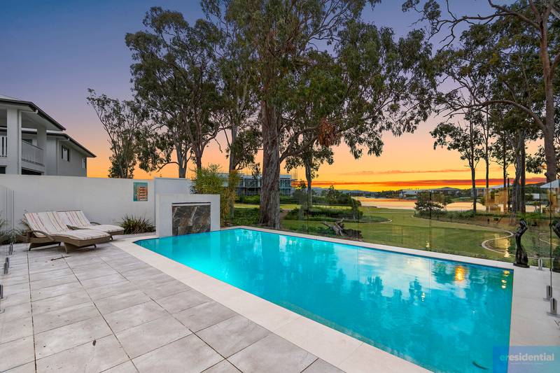 98 Lake Serenity Boulevard, Helensvale, QLD 4212